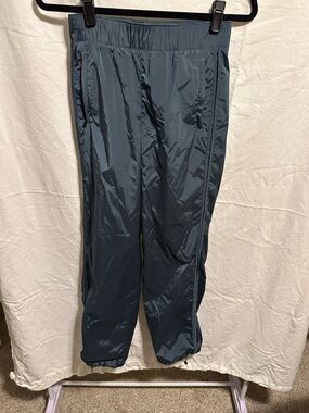 Athleta Nylon Pants in Slate Blue Size XXS